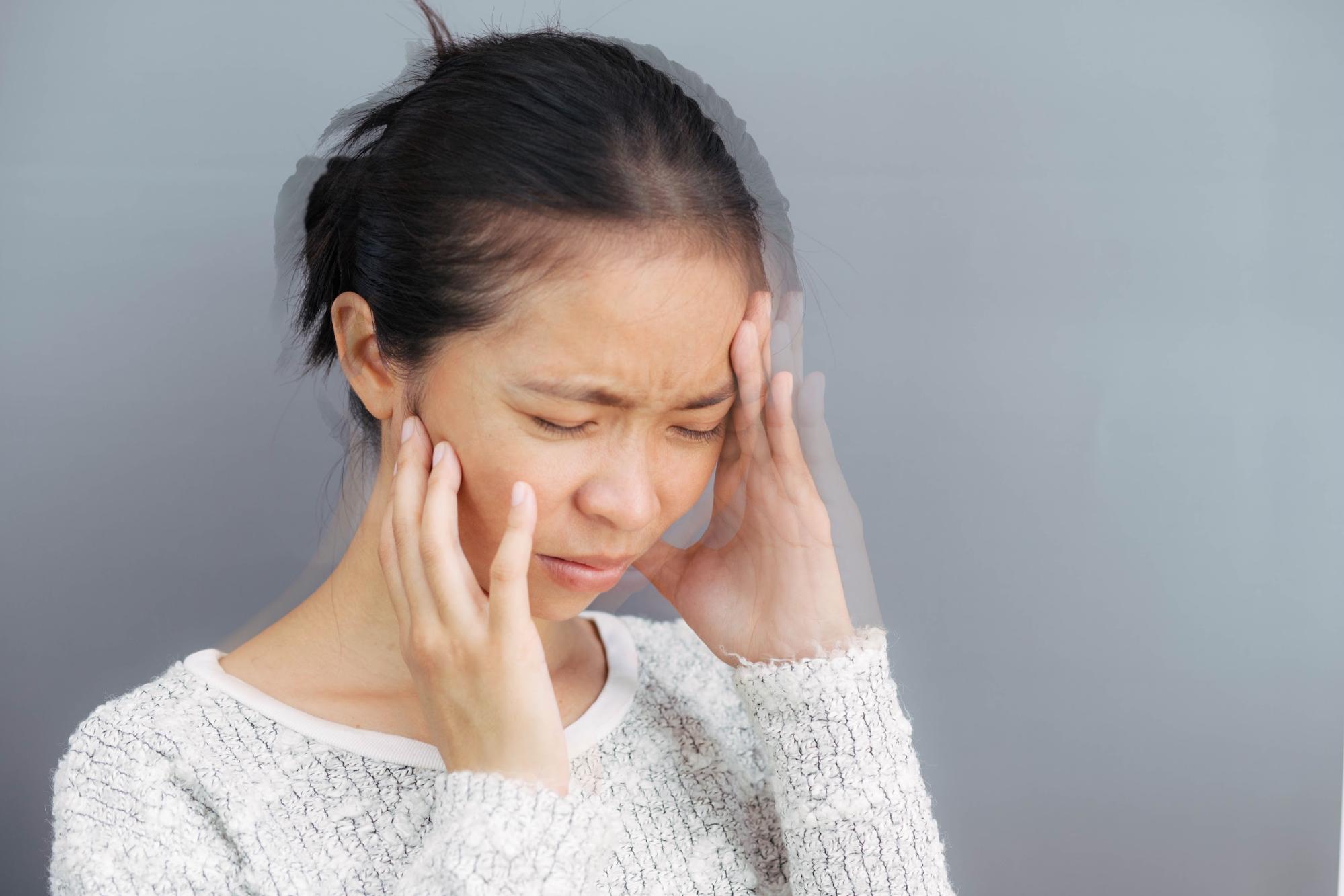 How are hearing loss & vertigo linked? How are hearing loss & vertigo linked?